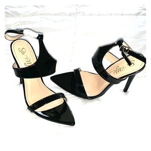 Miss Lola “Fashion Forward” Black Heels Size 8